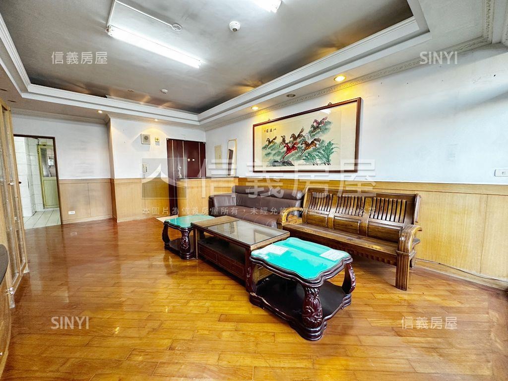 眺望農十六綠景三房平車房屋室內格局與周邊環境