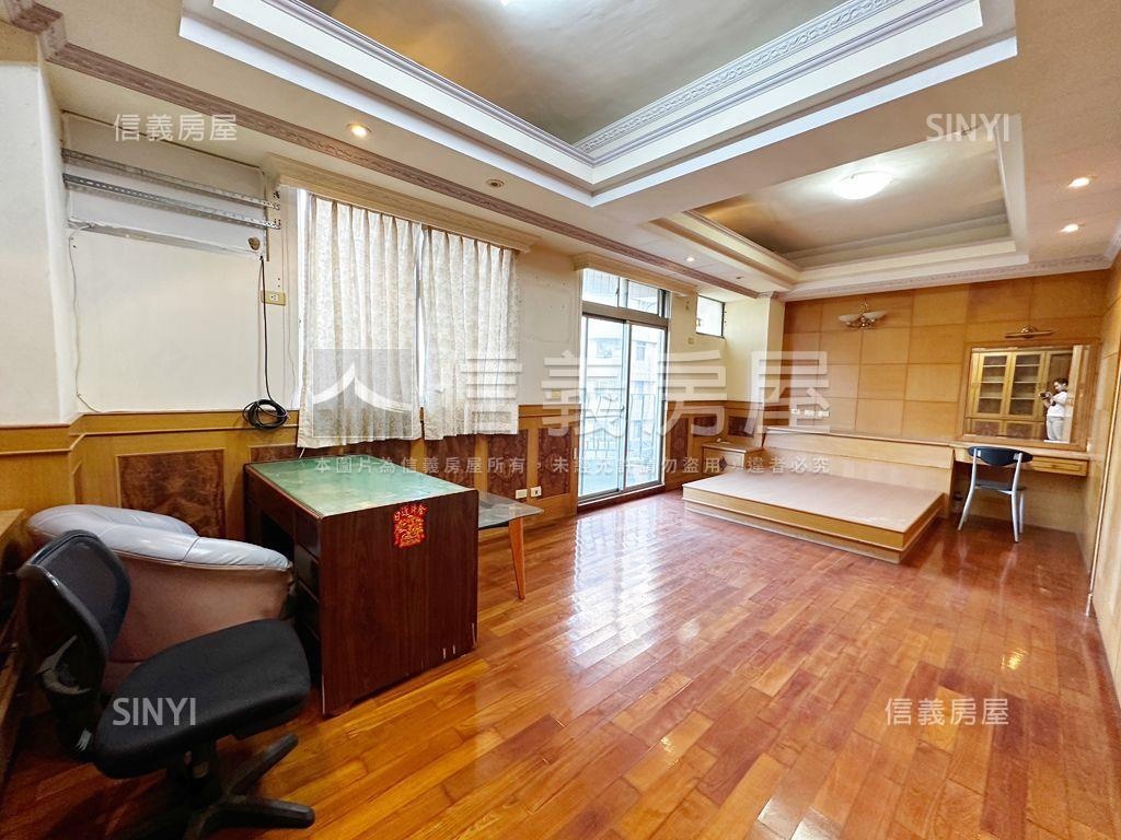 眺望農十六綠景三房平車房屋室內格局與周邊環境