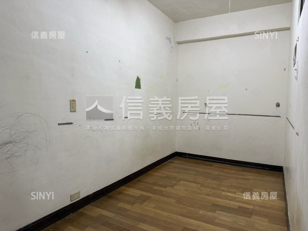 金蛇繞福低總價公寓四樓房屋室內格局與周邊環境