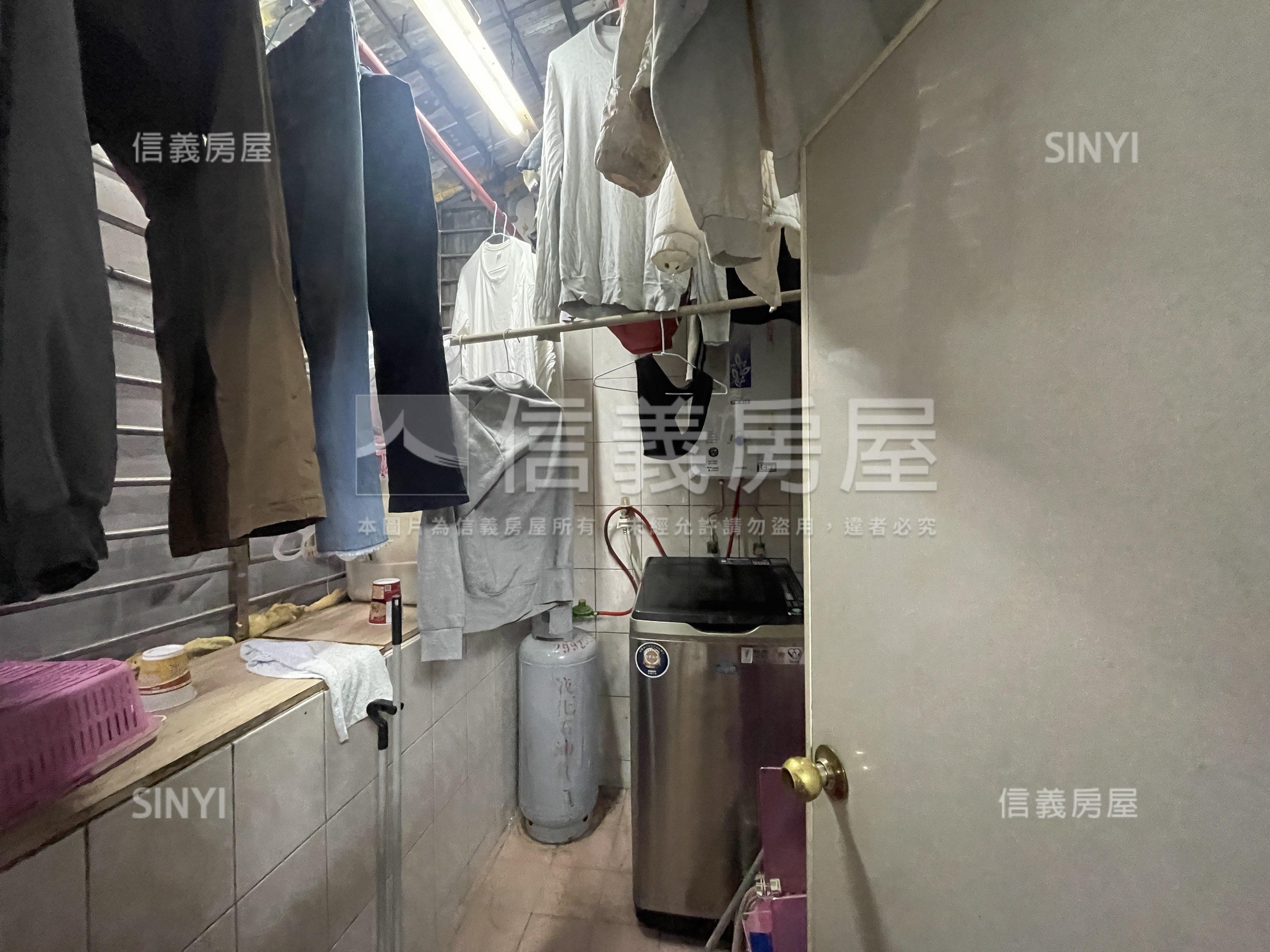 金蛇繞福低總價公寓四樓房屋室內格局與周邊環境