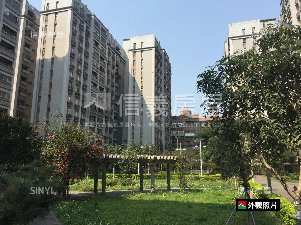 健華新城安靜綠意三房車位房屋室內格局與周邊環境