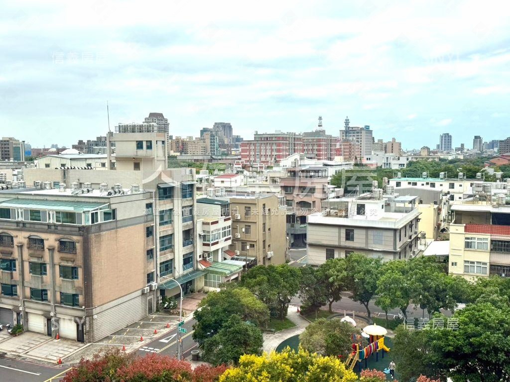 公園景觀採光三房平車位房屋室內格局與周邊環境