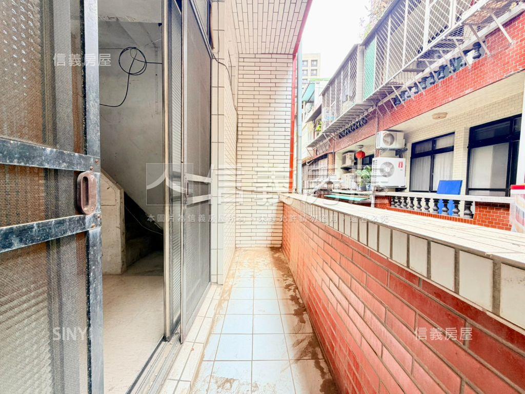 中正路靜巷透天房屋室內格局與周邊環境