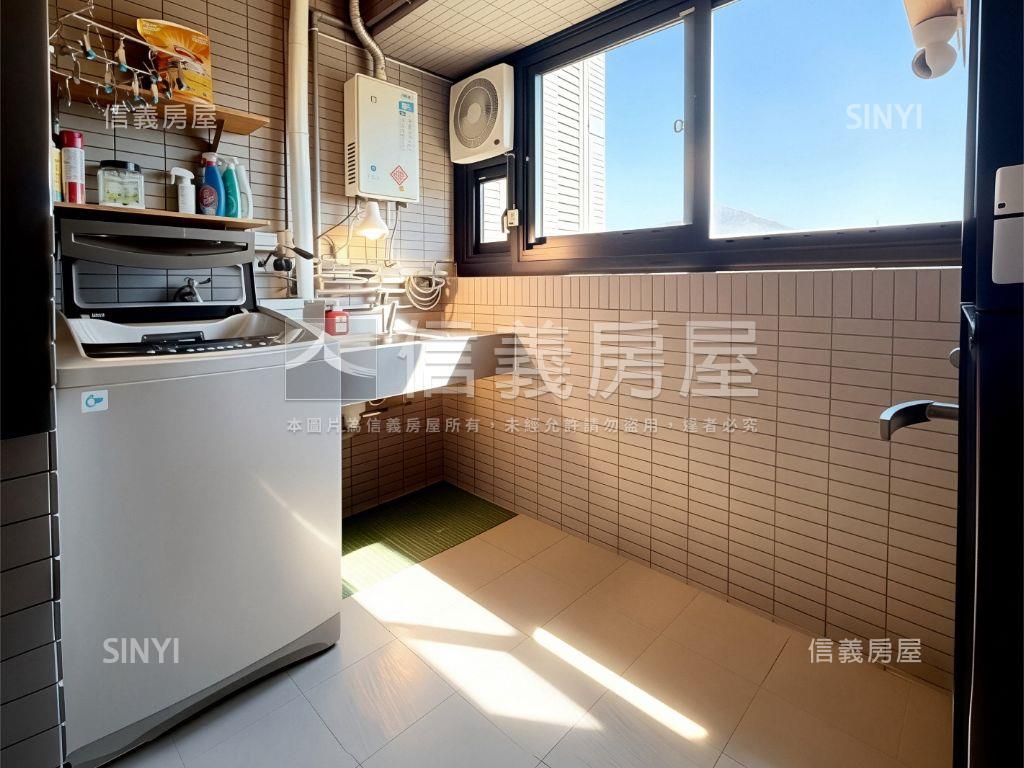 情歌高樓景觀四房房屋室內格局與周邊環境