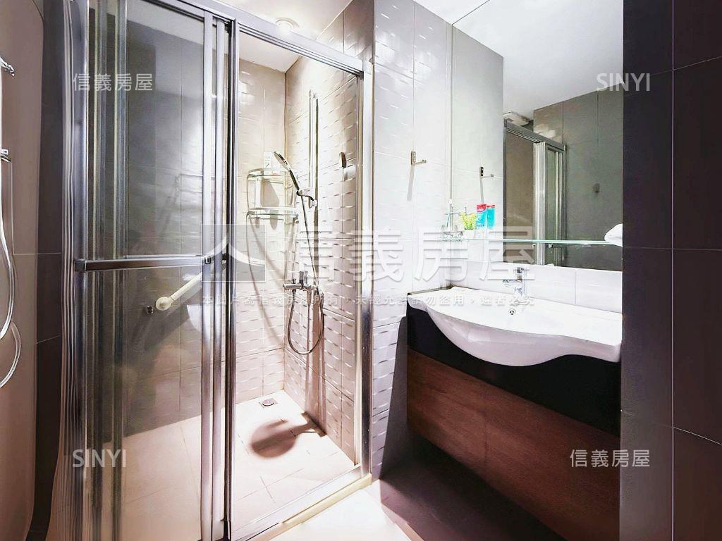 情歌高樓景觀四房房屋室內格局與周邊環境