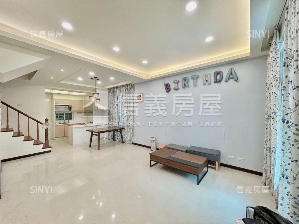 山湖戀邊間美透天房屋室內格局與周邊環境