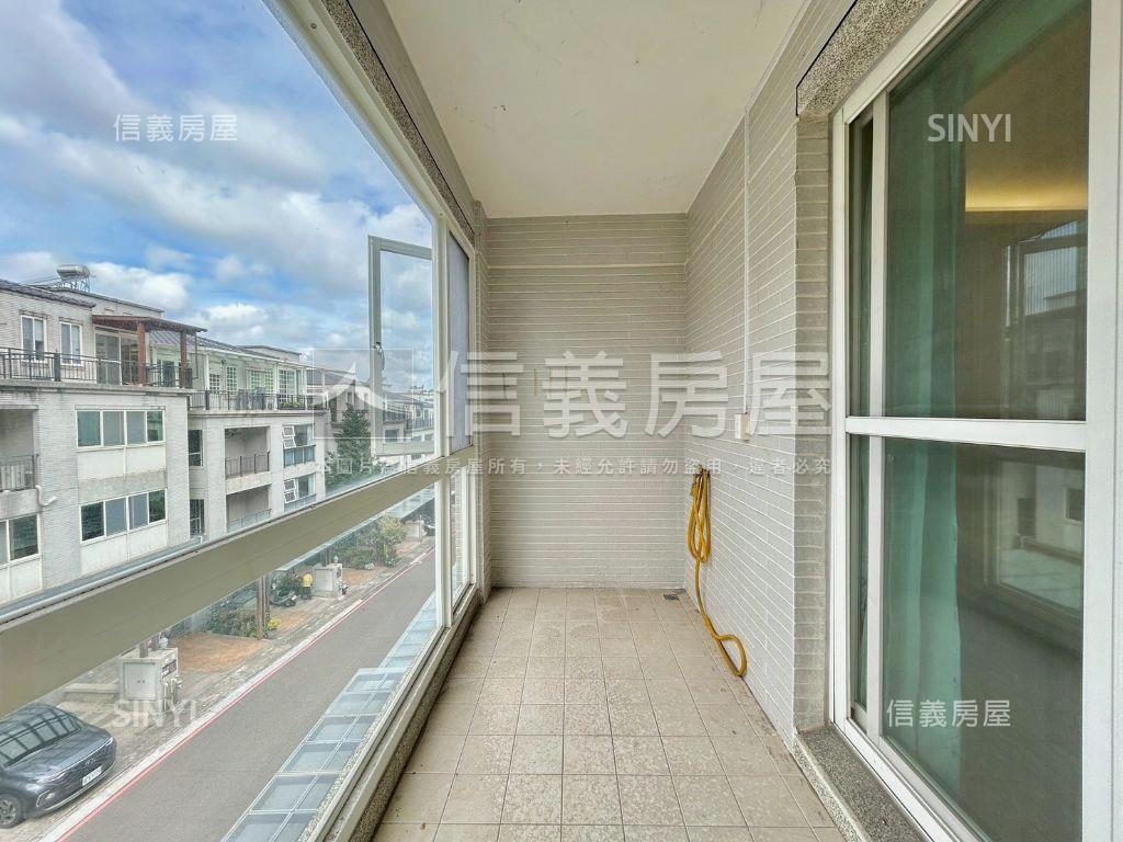 山湖戀邊間美透天房屋室內格局與周邊環境