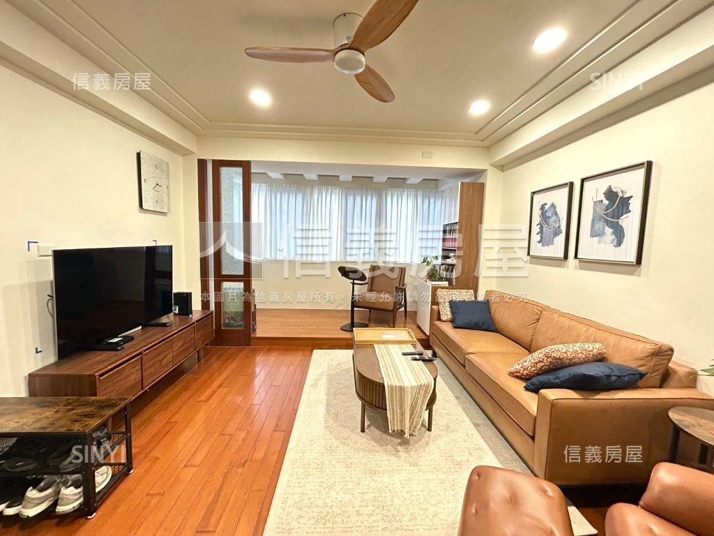 松濤園電梯三房車位可租房屋室內格局與周邊環境