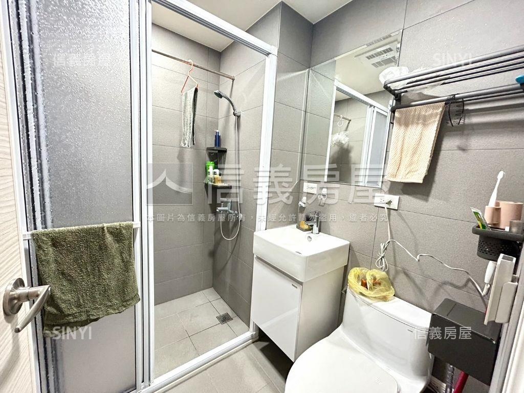 松濤園電梯三房車位可租房屋室內格局與周邊環境