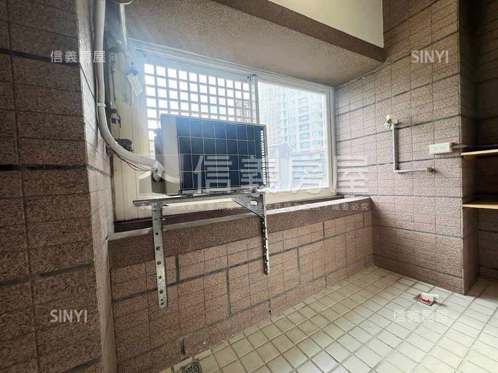 新埔捷運高閣稀有釋出房屋室內格局與周邊環境