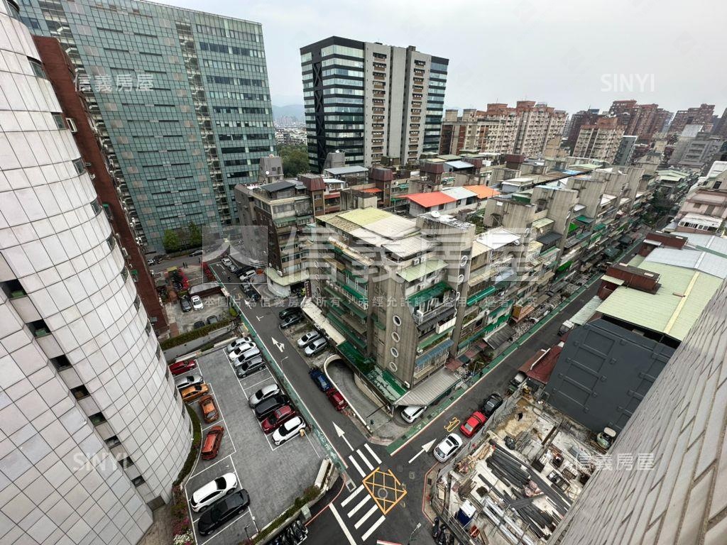 建國科學家美３房房屋室內格局與周邊環境