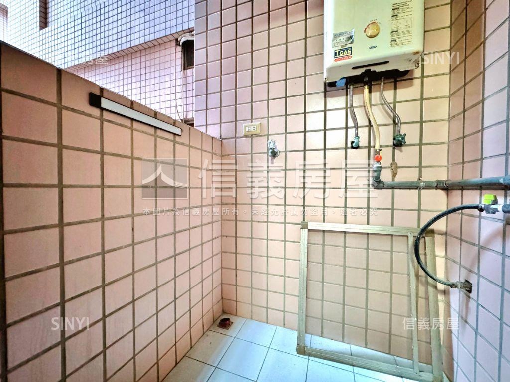 專任伊吉邦大空間美屋房屋室內格局與周邊環境