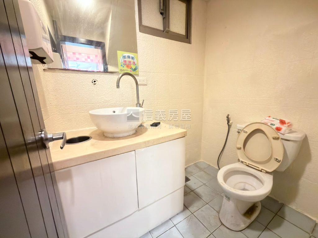 中原柏德店面房屋室內格局與周邊環境