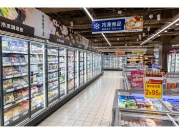 南京三民捷運站全聯大店面
