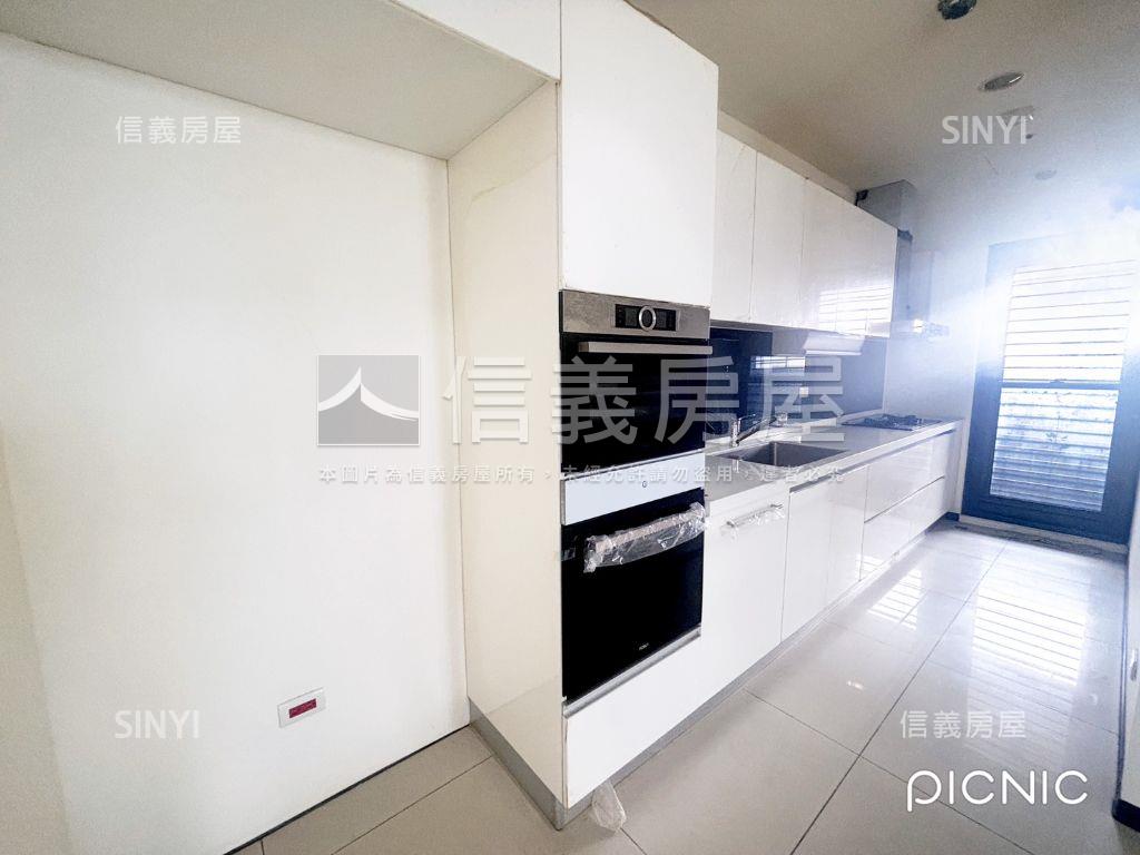 長虹天際高樓霸景未住過房屋室內格局與周邊環境