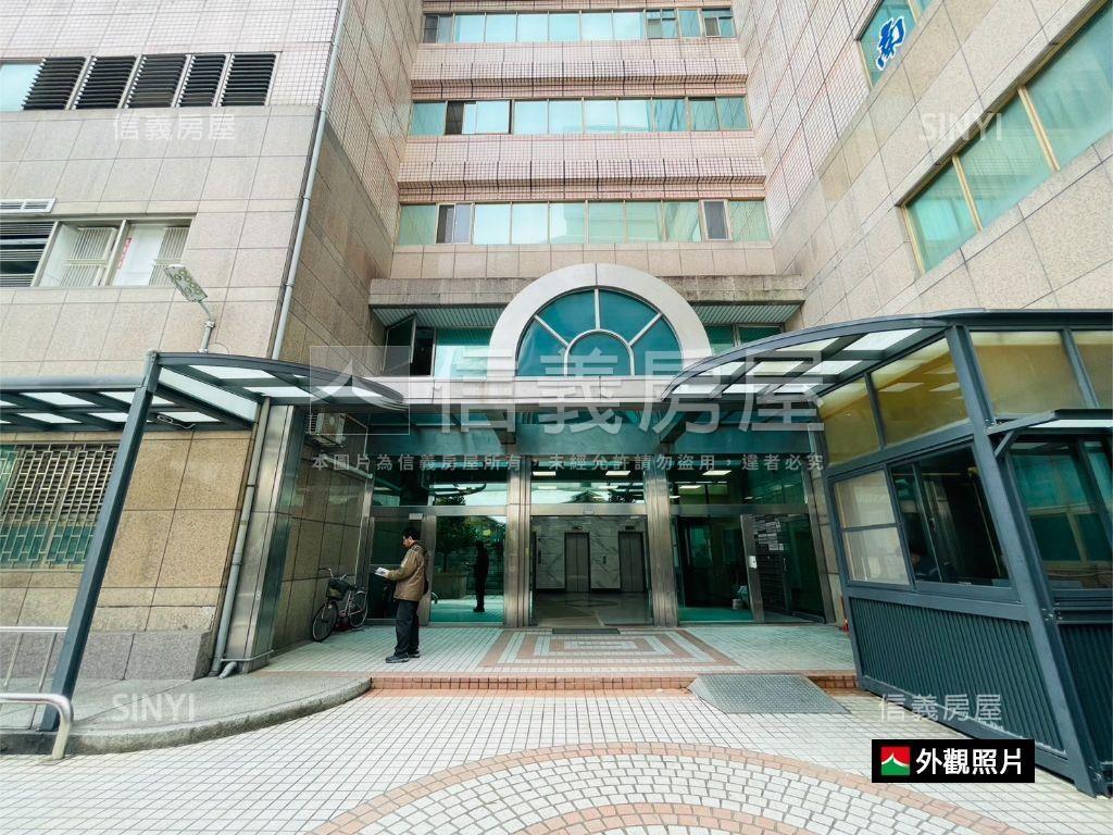 台茂商圈大企業家辦公★１房屋室內格局與周邊環境