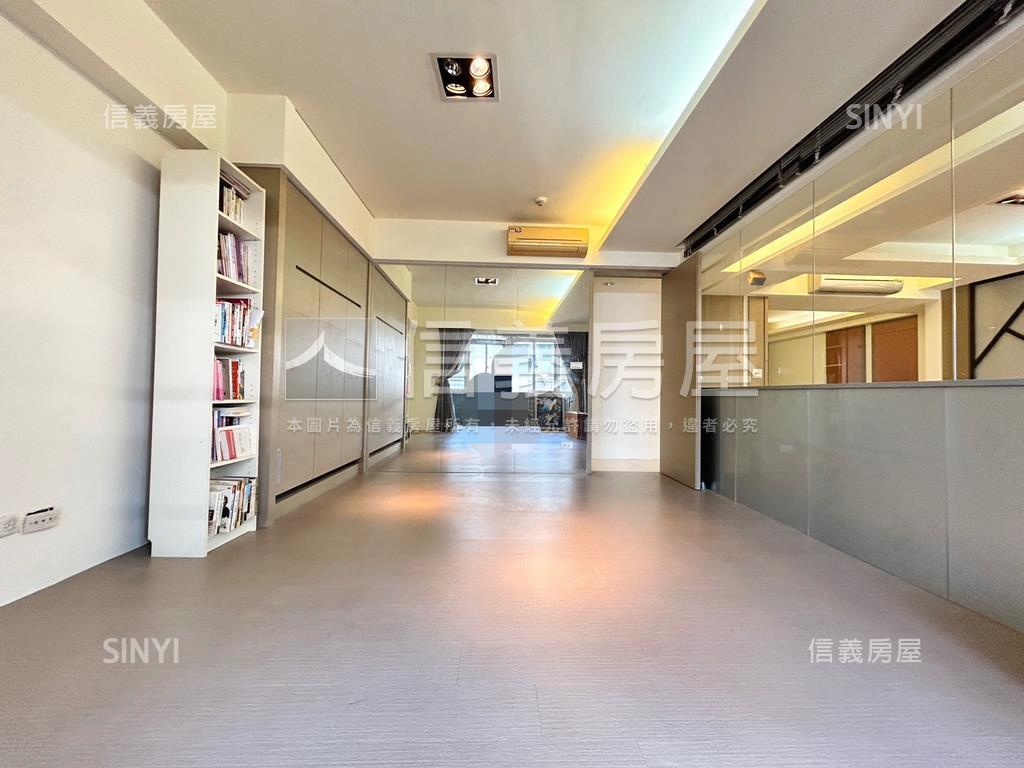 望１０１凱旋門星空銀河房屋室內格局與周邊環境