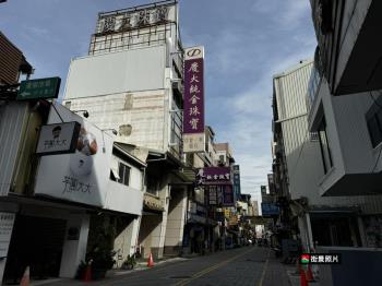 友愛面寬精品店