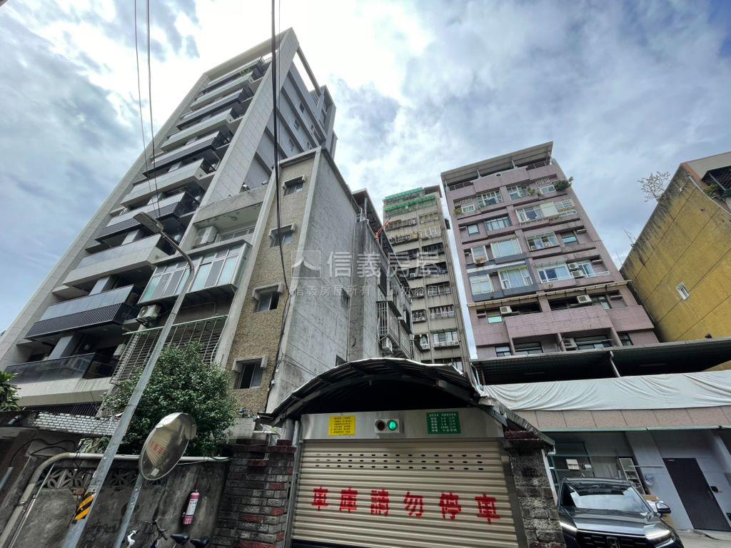 敦南＆基隆路２車位房屋室內格局與周邊環境