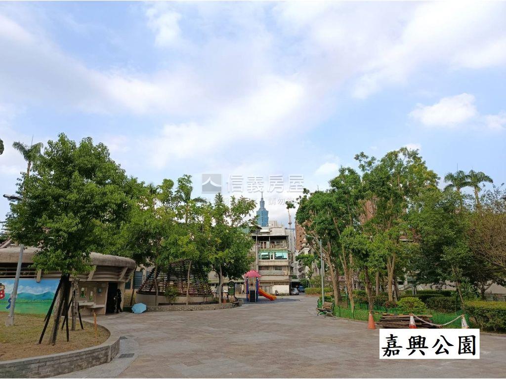 敦南＆基隆路２車位房屋室內格局與周邊環境