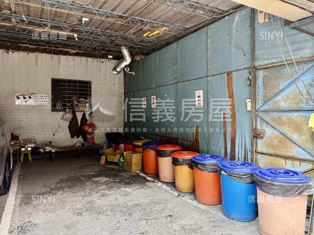 捷運站旁採光亮三房屋況佳房屋室內格局與周邊環境