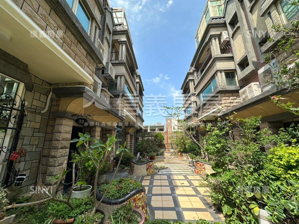 專任皇昱綠尊大車庫別墅房屋室內格局與周邊環境
