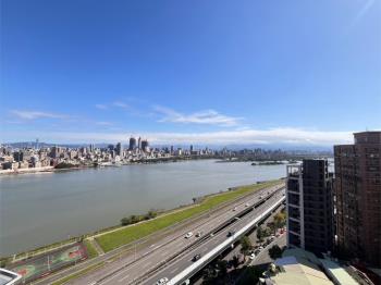 萊茵賞河畔美景雅居