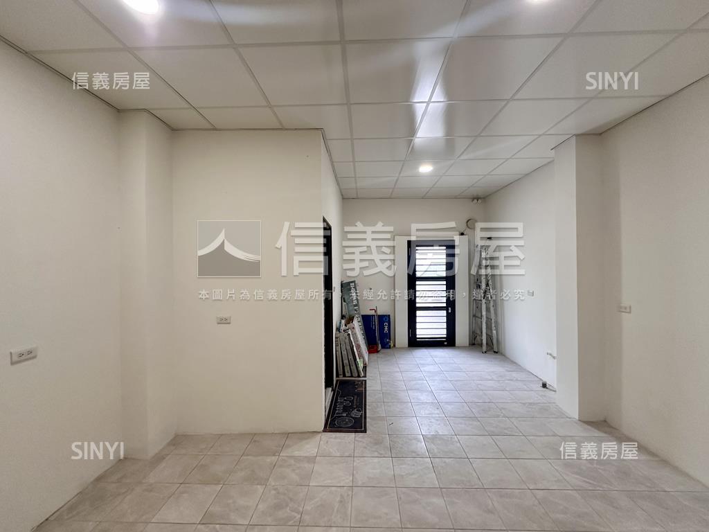 仁武正路翻新透天房屋室內格局與周邊環境