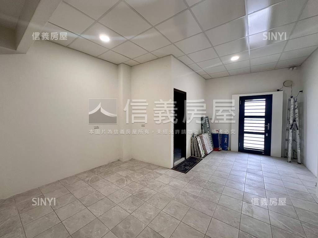 仁武正路翻新透天房屋室內格局與周邊環境
