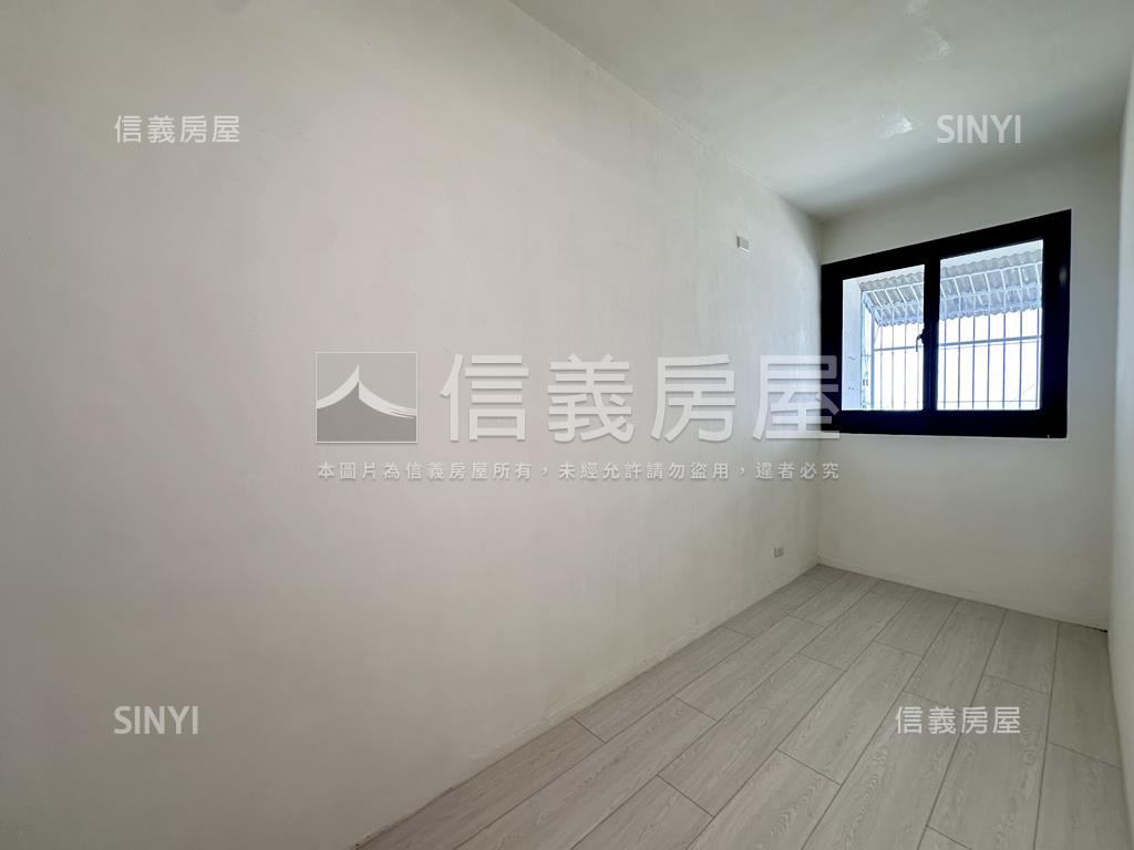 仁武正路翻新透天房屋室內格局與周邊環境