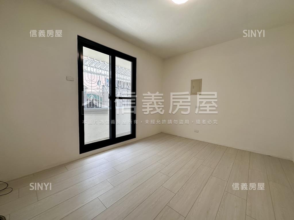仁武正路翻新透天房屋室內格局與周邊環境