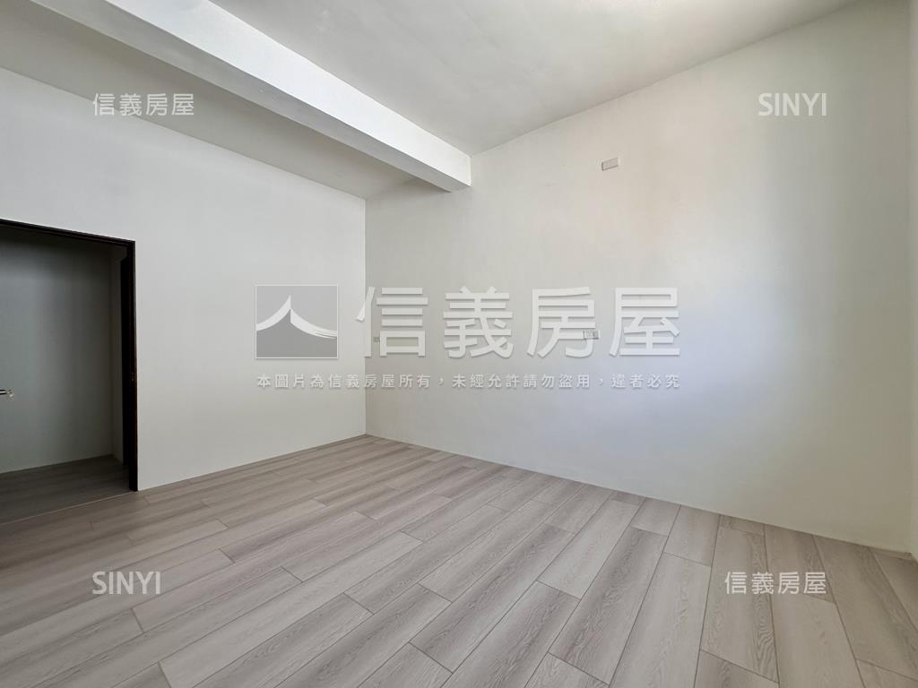 仁武正路翻新透天房屋室內格局與周邊環境