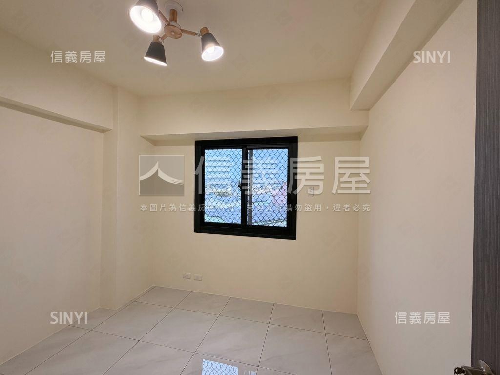 西屯裝潢三房車位低總價房屋室內格局與周邊環境