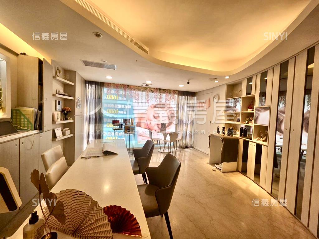 明耀大面寬可掛招牌店辦房屋室內格局與周邊環境