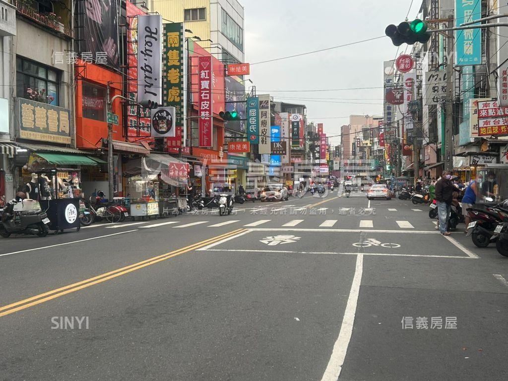 鳳山中山路道路用地房屋室內格局與周邊環境