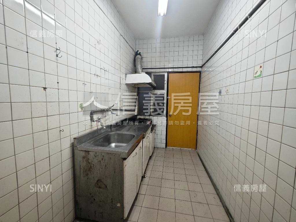 復興科技捷運美寓房屋室內格局與周邊環境