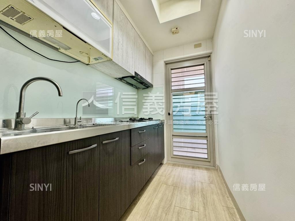 公園商圈雙享受幸福兩房車房屋室內格局與周邊環境