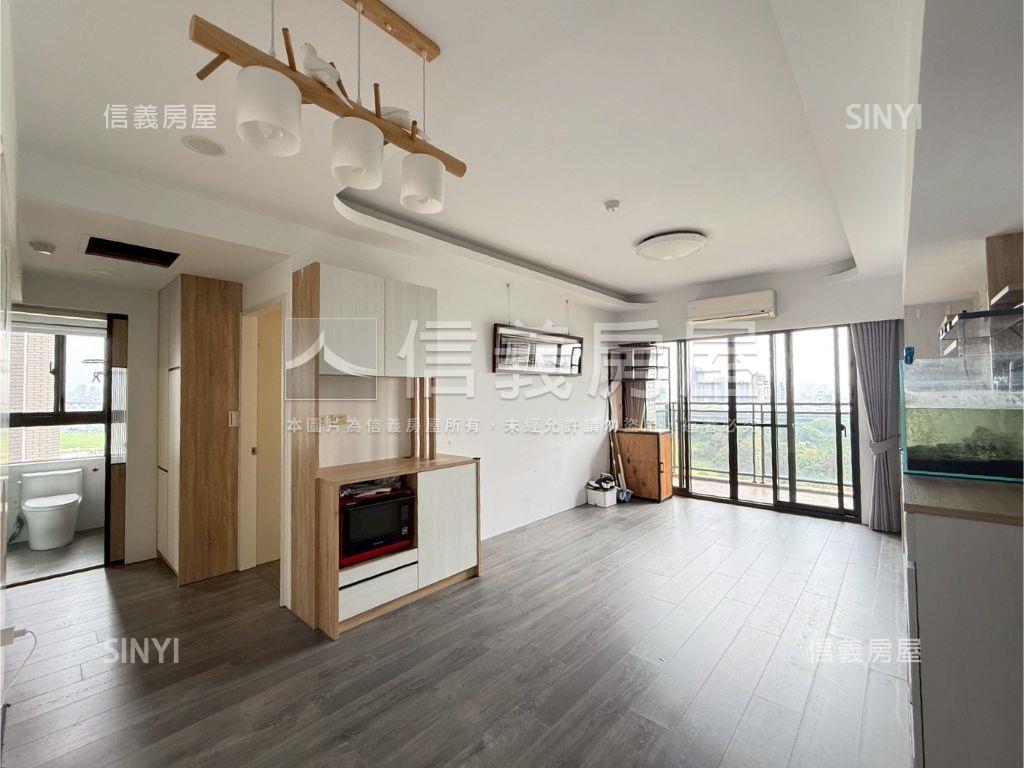 彩虹城朝東正三房平車房屋室內格局與周邊環境