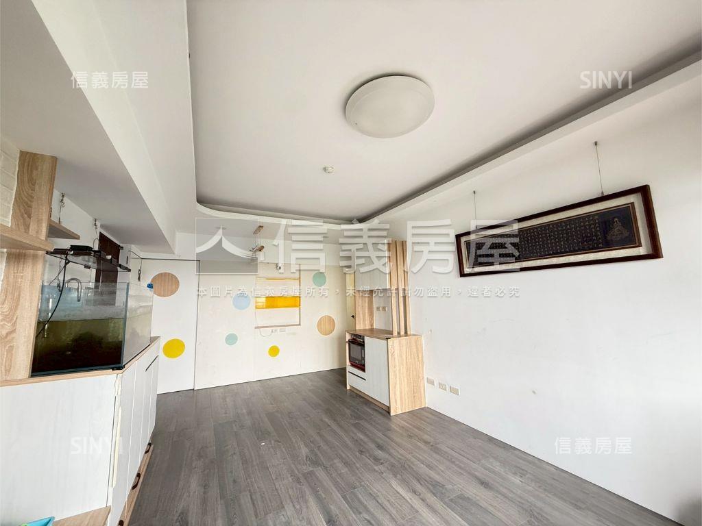 彩虹城朝東正三房平車房屋室內格局與周邊環境