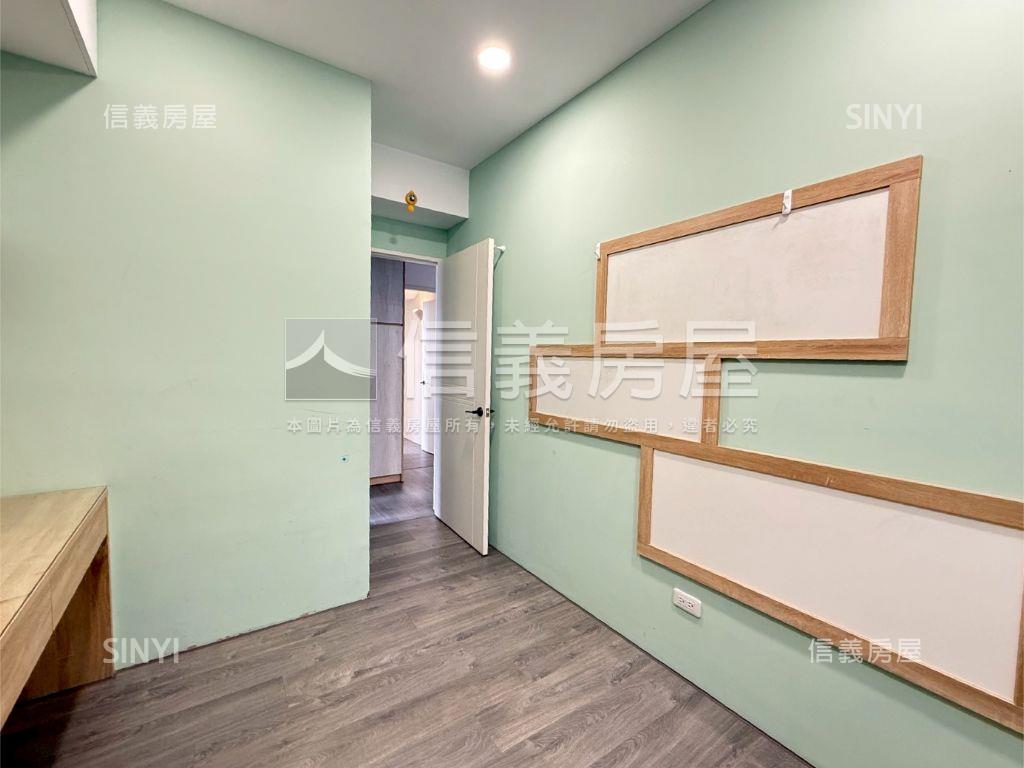 彩虹城朝東正三房平車房屋室內格局與周邊環境