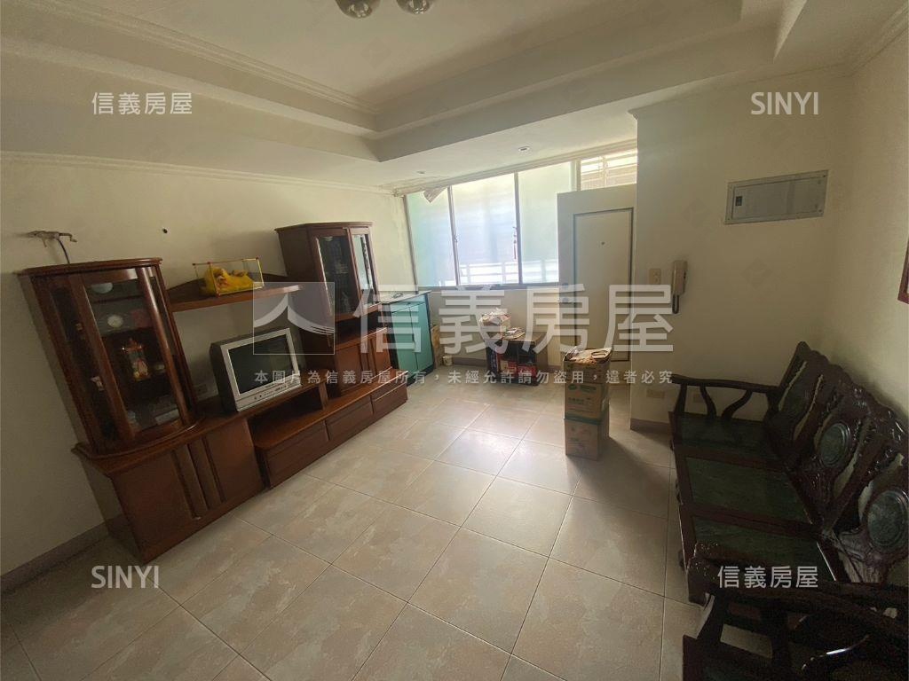 近植物園捷運頂加大空間房屋室內格局與周邊環境