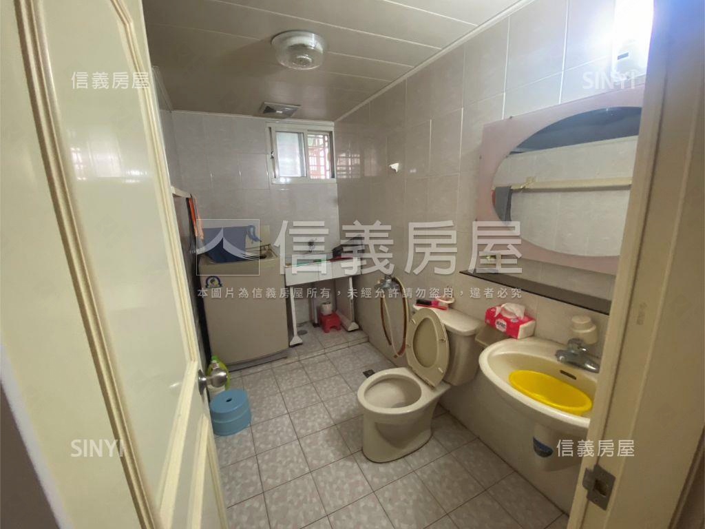 近植物園捷運頂加大空間房屋室內格局與周邊環境