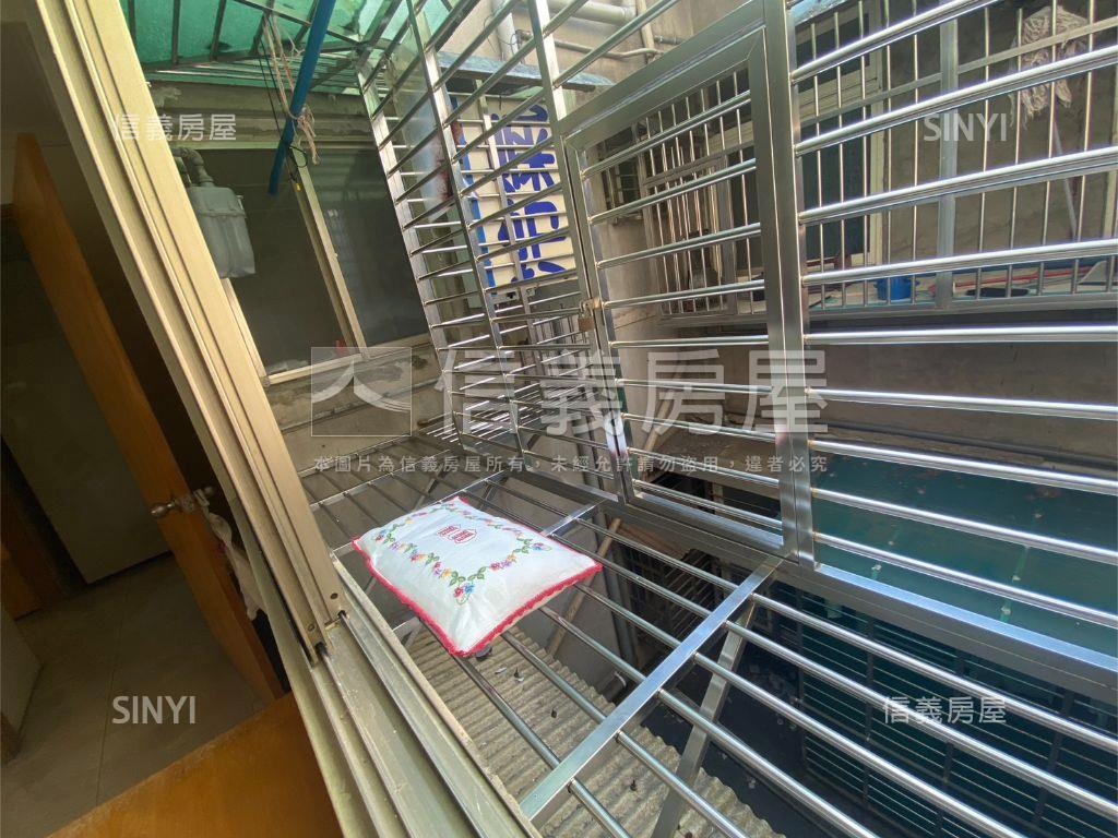 近植物園捷運頂加大空間房屋室內格局與周邊環境