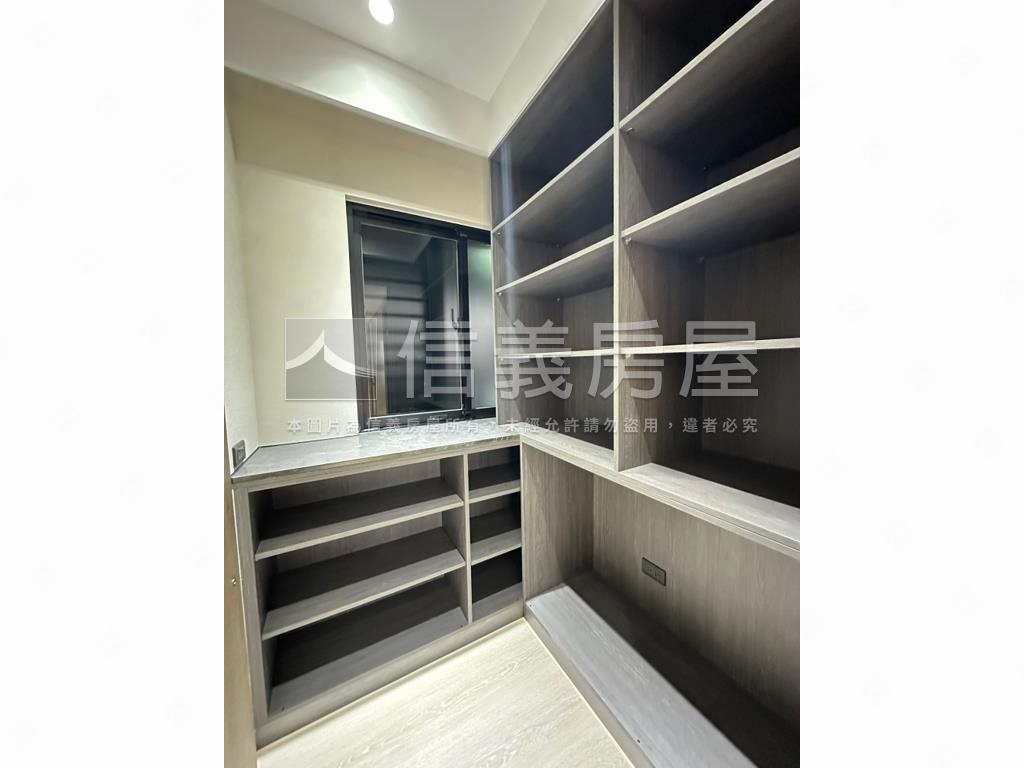 江翠重劃‧翠帝景三房車位房屋室內格局與周邊環境