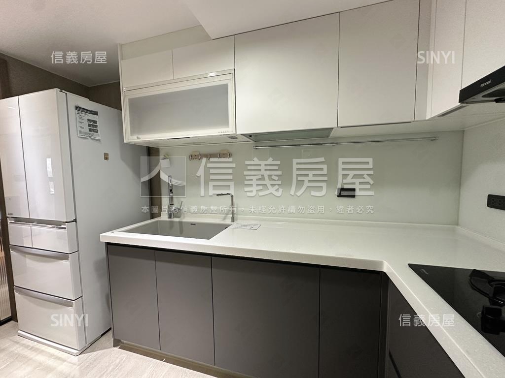 江翠重劃‧翠帝景三房車位房屋室內格局與周邊環境