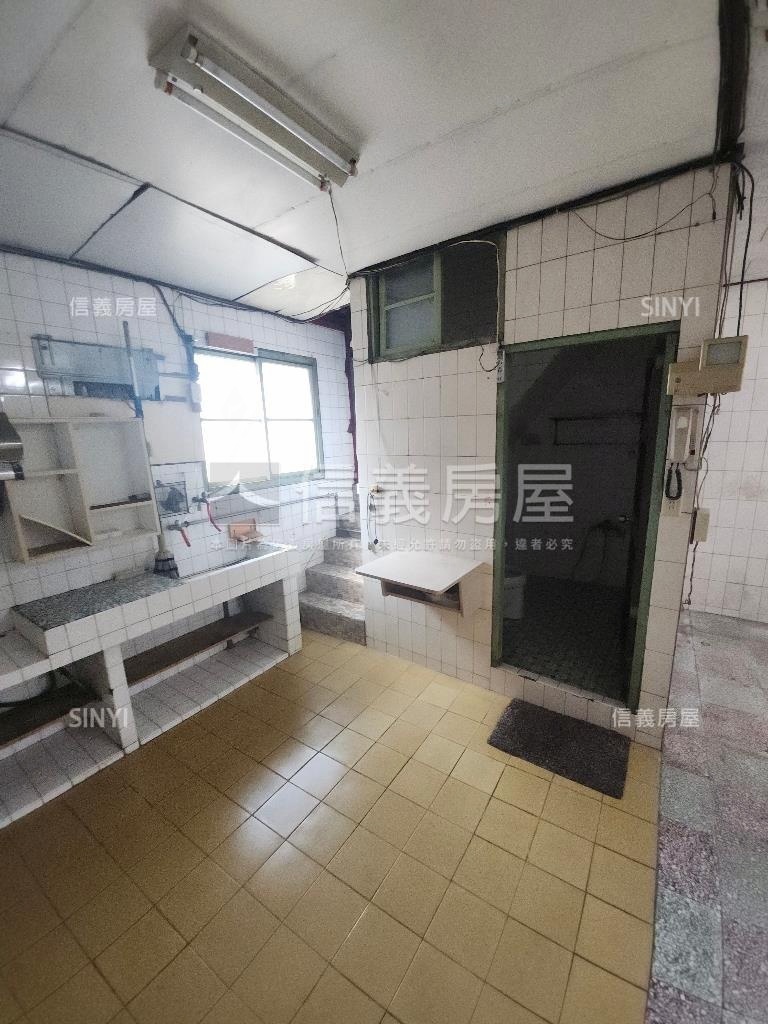 文化中心旁金透店房屋室內格局與周邊環境