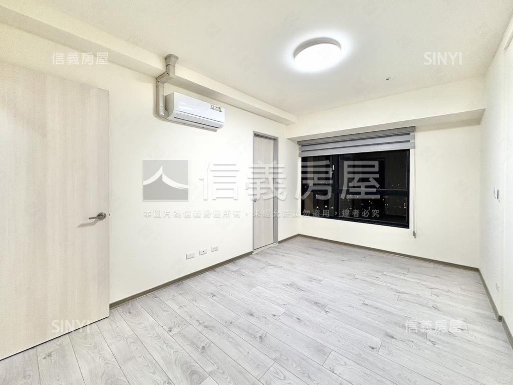 高鐵當鄰居３房頂樓景觀戶房屋室內格局與周邊環境