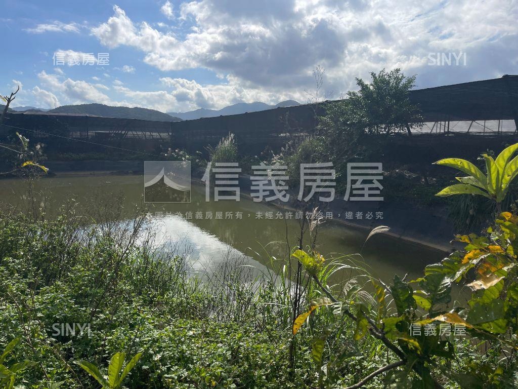 宜蘭土地約４００坪房屋室內格局與周邊環境