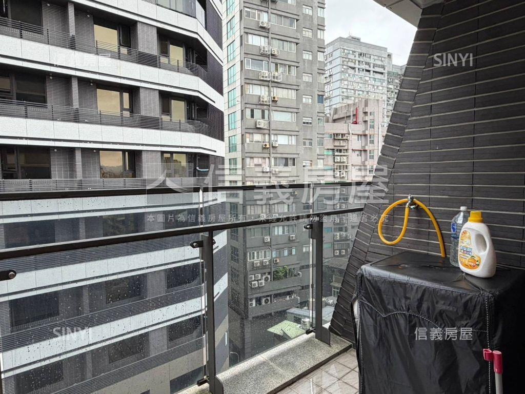 古亭捷運輕屋齡電梯套房房屋室內格局與周邊環境