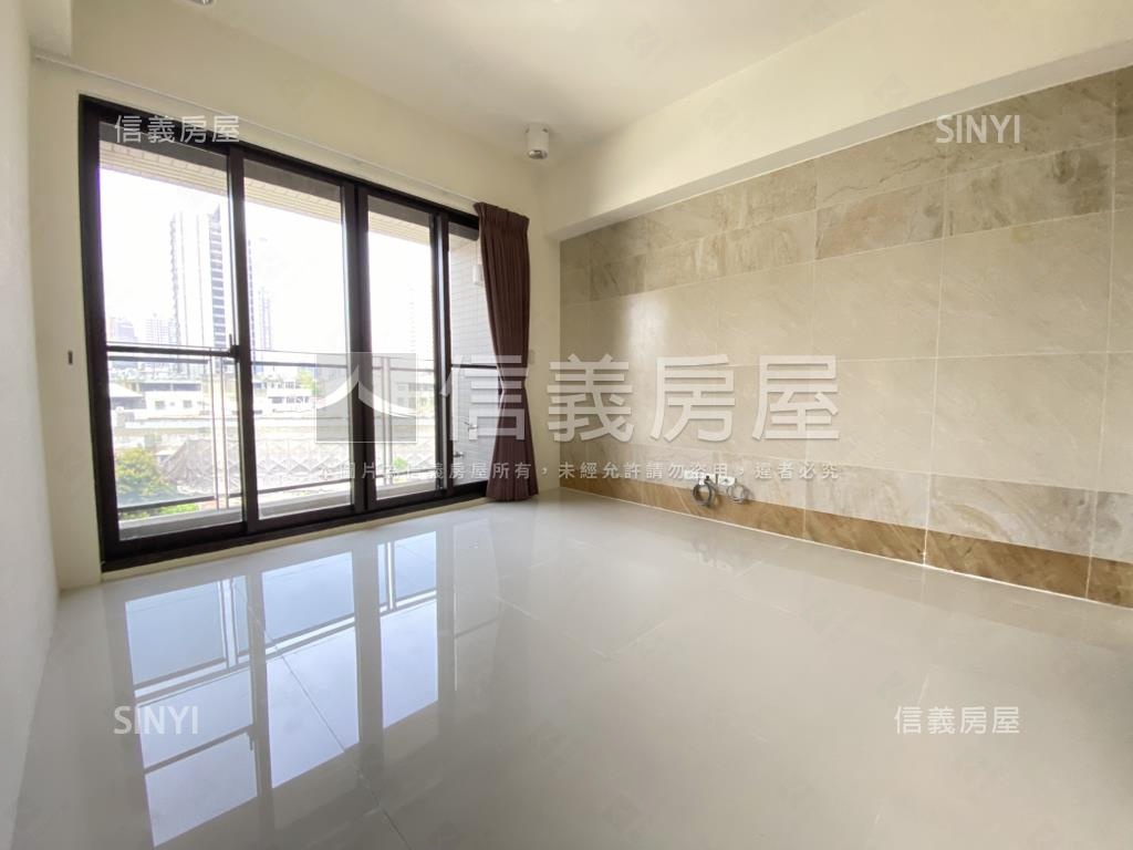 權美裝潢兩房平車前後陽台房屋室內格局與周邊環境